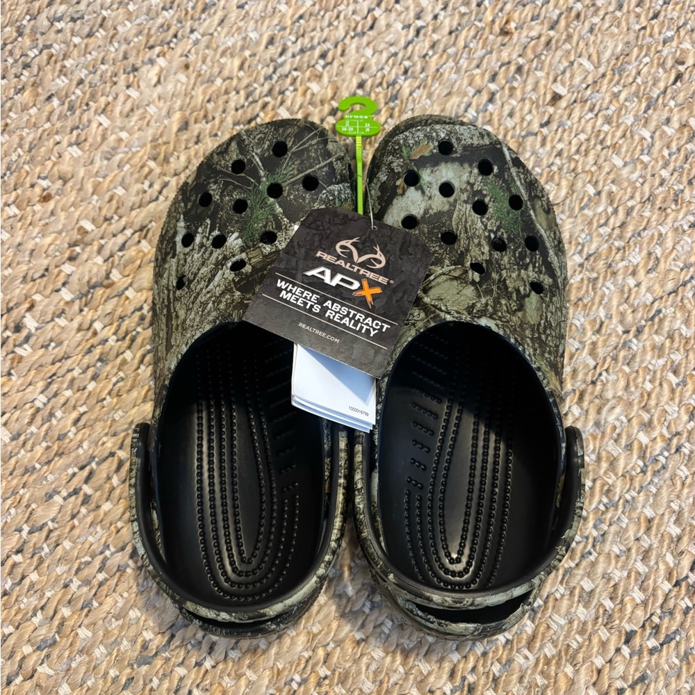 NWT Kids' Realtree APX Classic Clog size j6